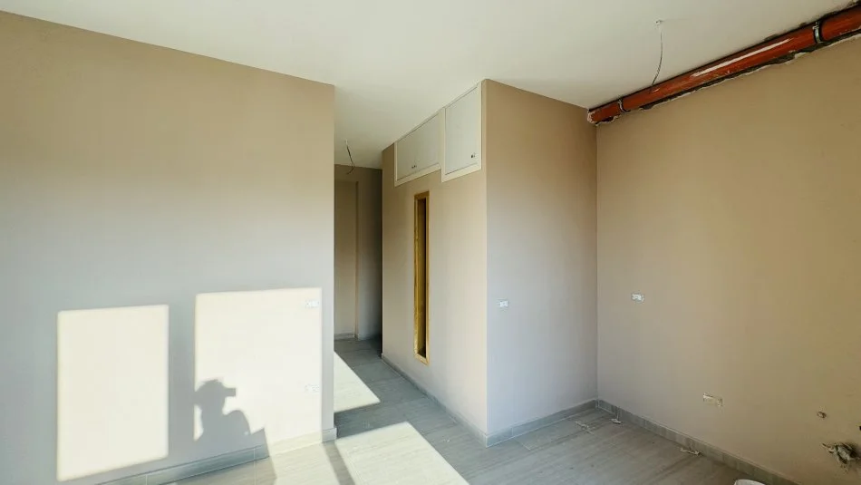 Tirane, shitet apartament 1+1+Ballkon Kati 5, 53 m² 116.600 € (Liqeni i Thate)