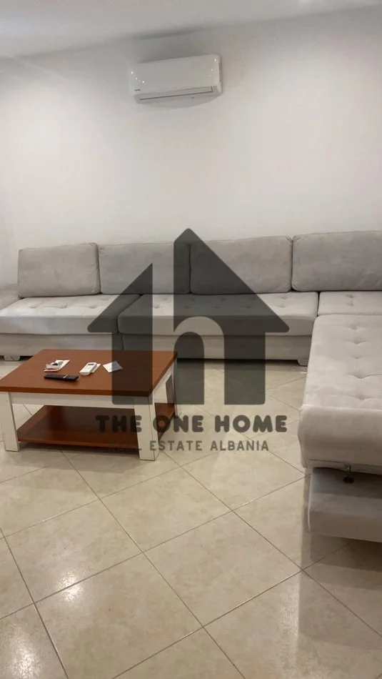 Tirane, jepet me qera apartament 1+1+Ballkon Kati 1, 77 m² 500 € (Fush Aviacionit)