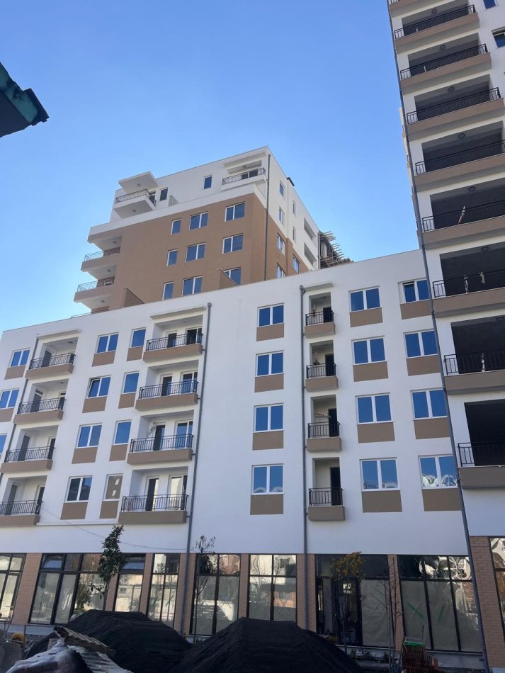 Shqiperi, shitet apartament 1+1 Kati 8, 59 m² 99.000 € (Shkolla dhoro leka)