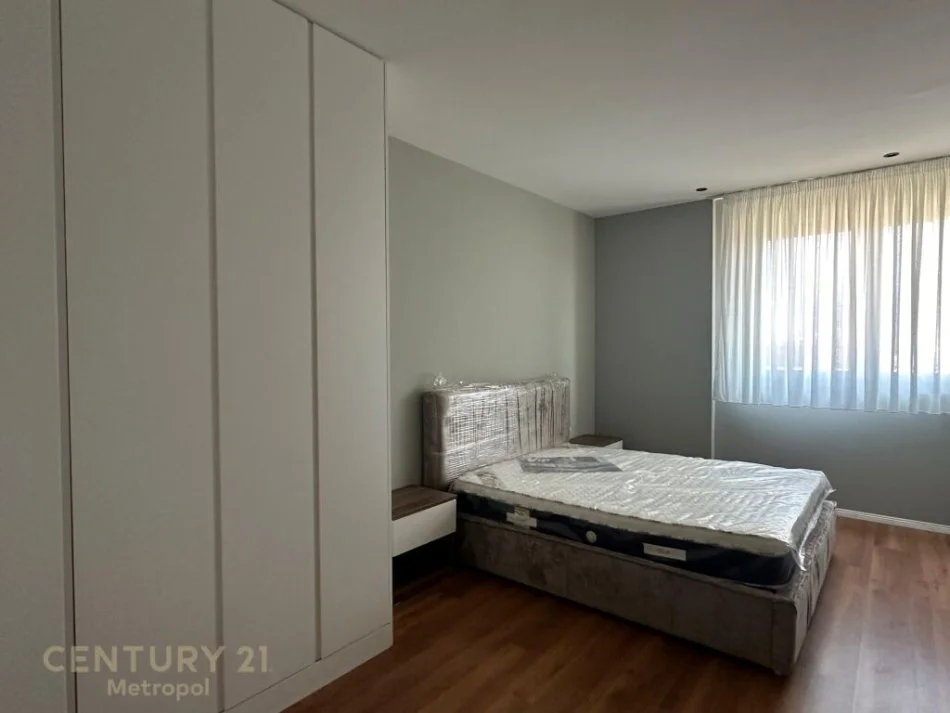 Tirane, jepet me qera apartament 1+1 Kati 9, 67 m² 600 € (Residenca Future Home)