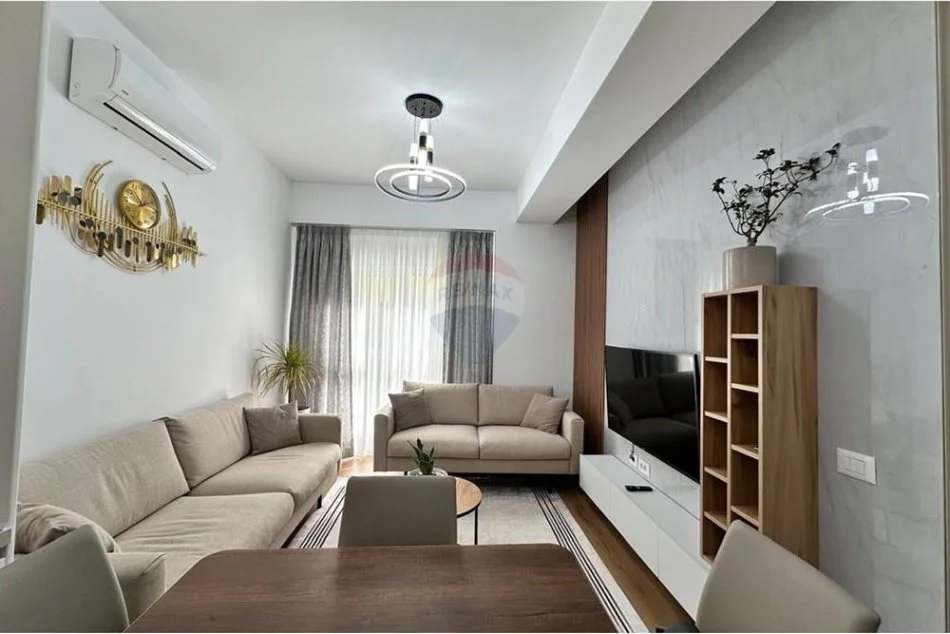 jepet me qera , 50 m² 450 € (Jepet me qira apartament 1+1 ne Ali Dem)