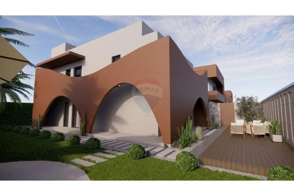 shitet , 237 m² 500.000 € (Vile per shitje Gjiri i Lalzit)