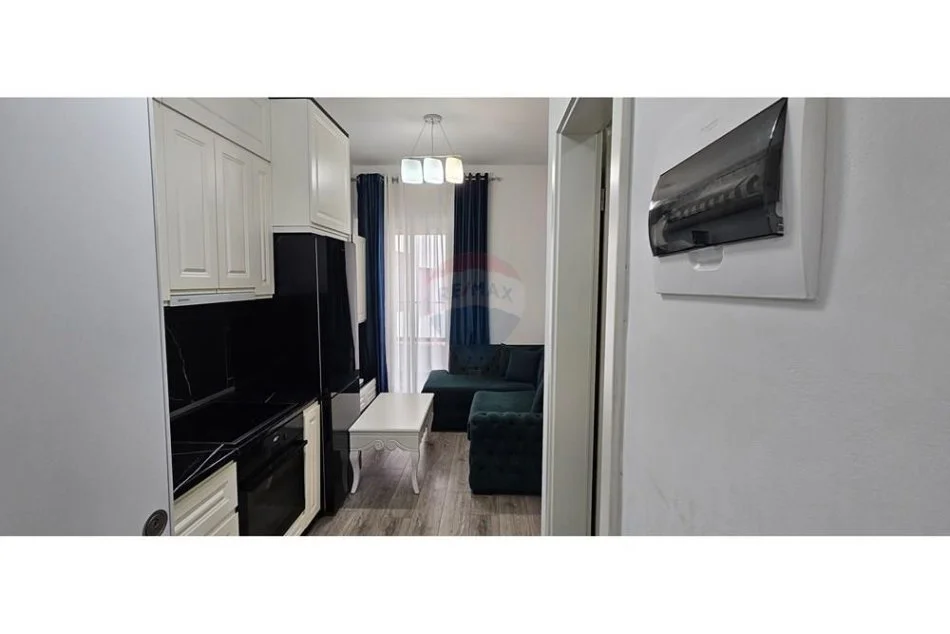 jepet me qera , 44 m² 450 € (Apartament 1+1 per Qira -Mangalem)