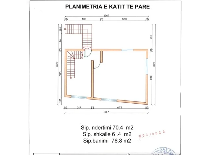 Tirane, shitet Godine 3 Katshe, 240 m² 350.000 € (teodor keko)