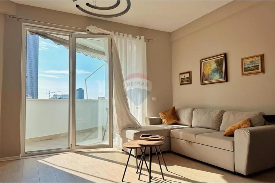 Tirane, jepet me qera apartament 1+1 Kati 5, 69 m² 730 € (Rruga Mihal Grameno)