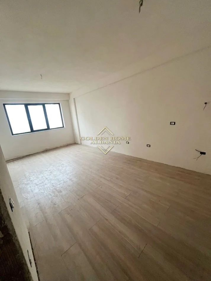 Tirane, shitet apartament 1+1 , 69 m² 107.068 € (Astir)