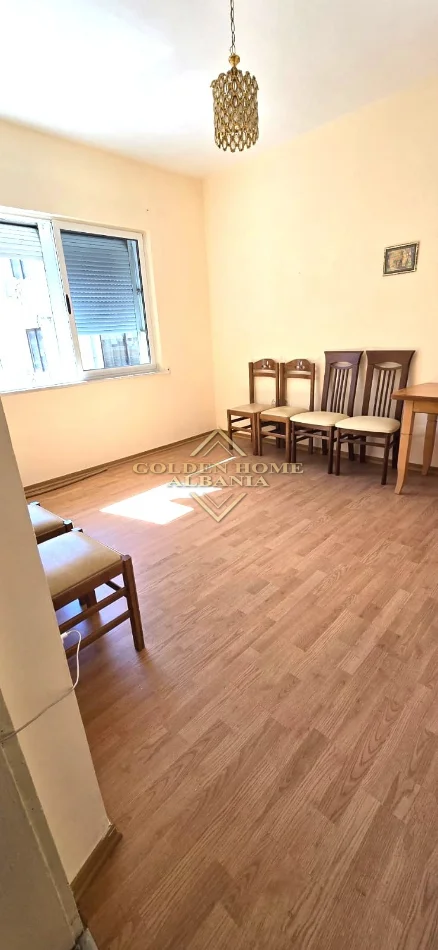Tirane, shitet apartament , 72 m² (myslym shyri)