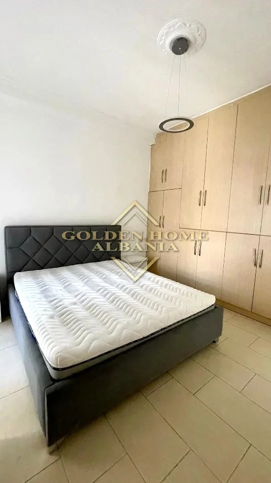 Tirane, jepet me qera apartament , 70 m² (rruga e kavajes)