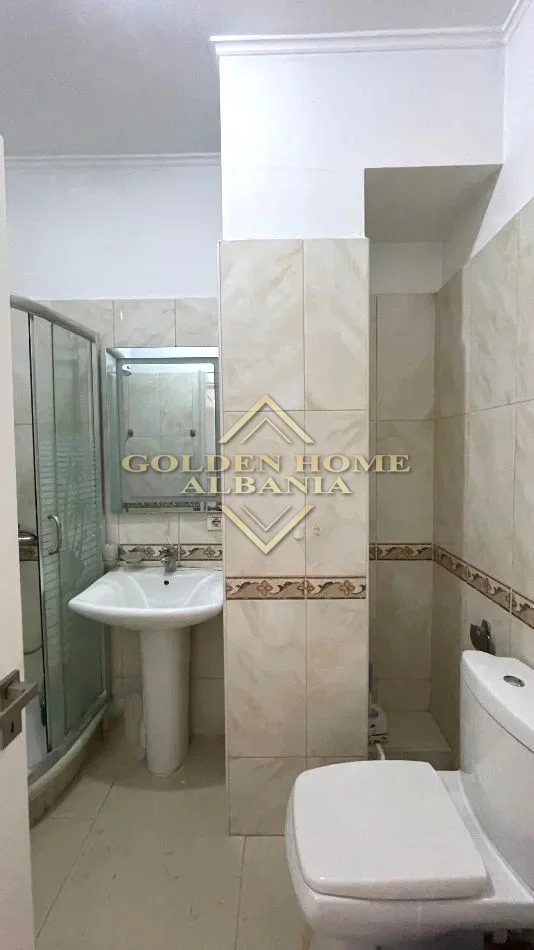 Tirane, jepet me qera apartament , 70 m² (rruga e kavajes)
