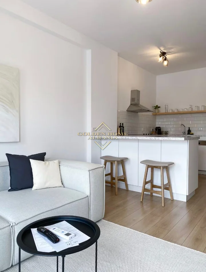Tirane, jepet me qera apartament , 75 m² (rruga jordan misja)