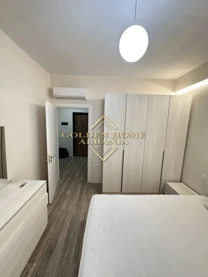 Tirane, jepet me qera apartament , 65 m² (astir)