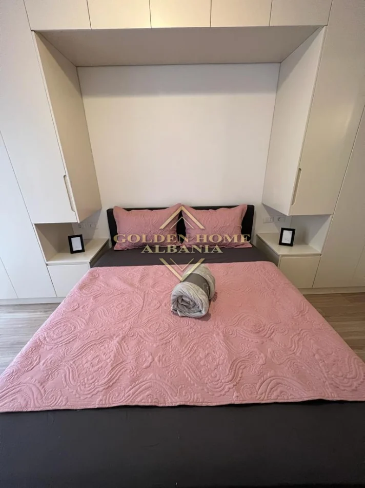 Tirane, jepet me qera apartament , 60 m² 