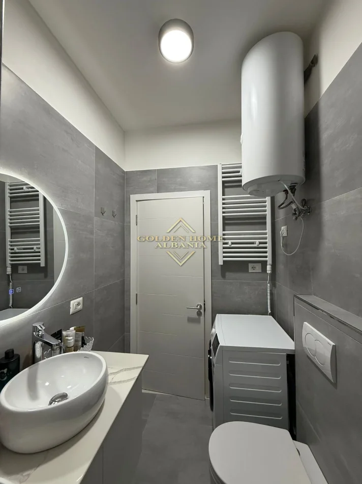 Tirane, shitet apartament , 