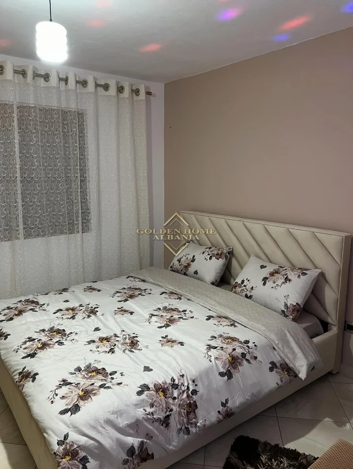 Tirane, shitet apartament , 60 m² (LAPRAKE)