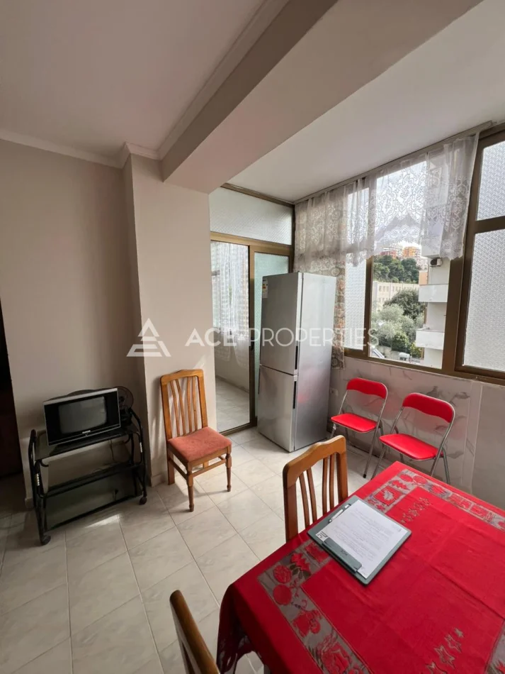 Durres, jepet me qera apartament 1+1 Kati 3, 50 m² 350 € (Vollga, Durres)