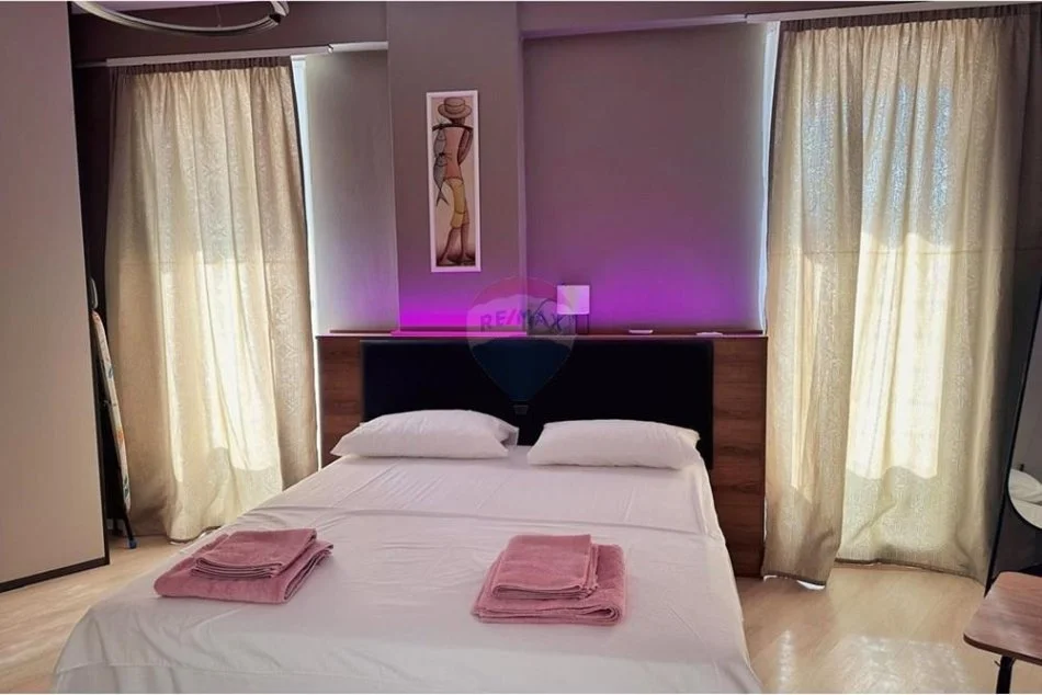 Tirane, jepet me qera apartament 1+1 Kati 5, 69 m² 730 € (Rruga Mihal Grameno)