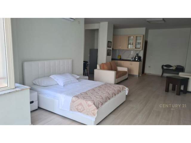 Tirane, jepet me qera garsonier Kati 1, 54 m² 500 Euro