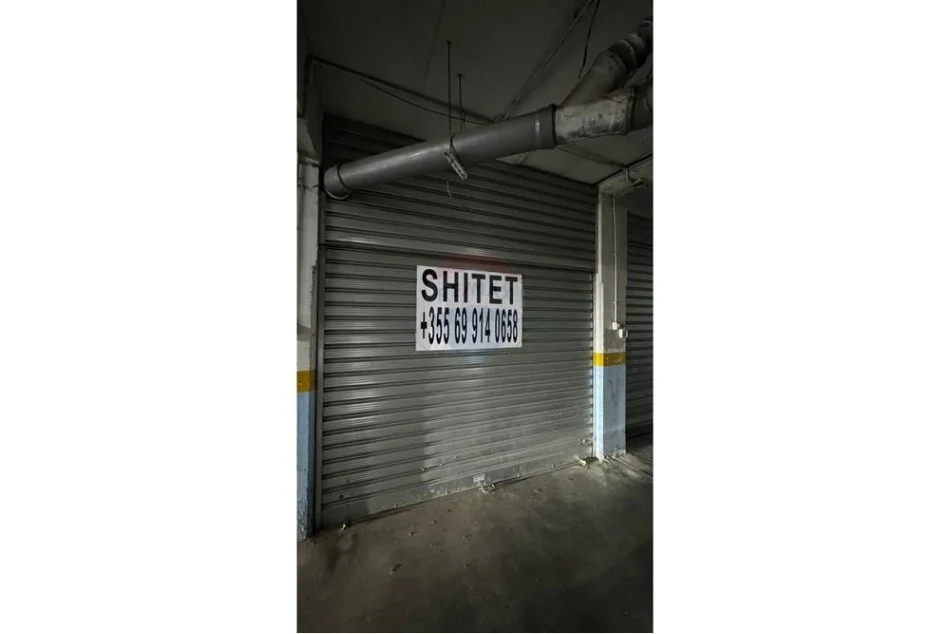 Tirane, shitet ambjent biznesi Kati -1, 14 m² (Don Bosko)