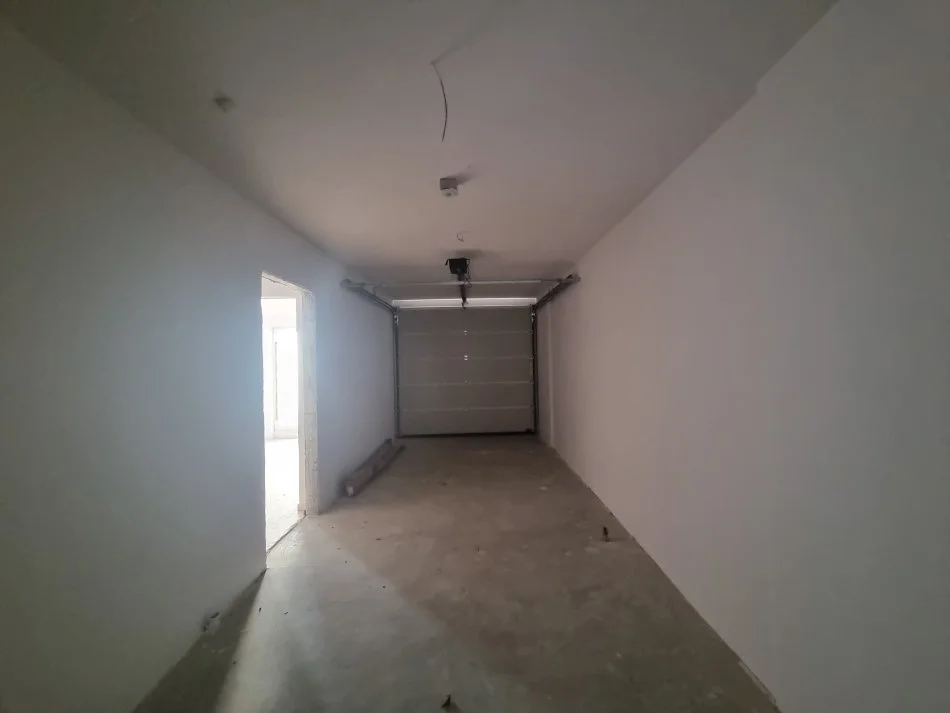 Tirane, shitet 3 Katshe , 197 m² 370.000 € (Aba Residence)