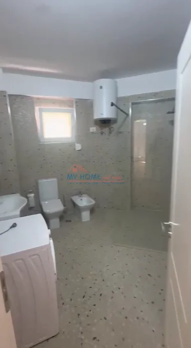 Tirane, jepet me qera zyre Kati 2, 120 m² 900 € (Garda)