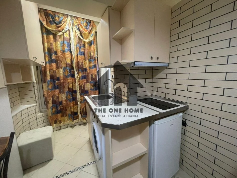 Tirane, jepet me qera apartament 1+1 Kati 2, 70 m² 370 € (RR SIRI KODRA)