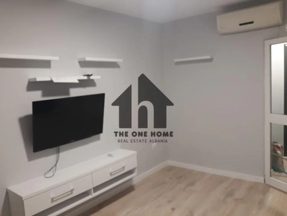 Tirane, jepet me qera garsonier 1+1 Kati 1, 50 m² 400 € (Stadiumi Dinamo)