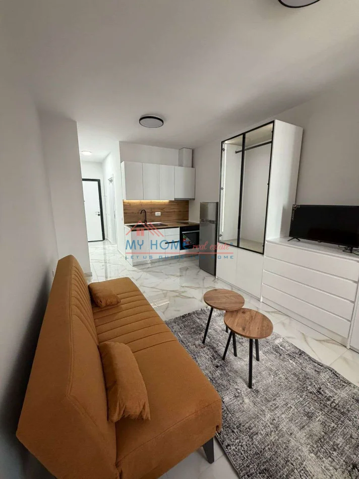 jepet me qera garsonier 1+1 Kati 2, 40 m² 430 € (Rruga Dritan Hoxha)