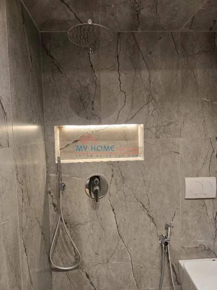 Tirane, jepet me qera garsonier 1+1 Kati 4, 25 m² 400 € (Rruga Bardhyl)