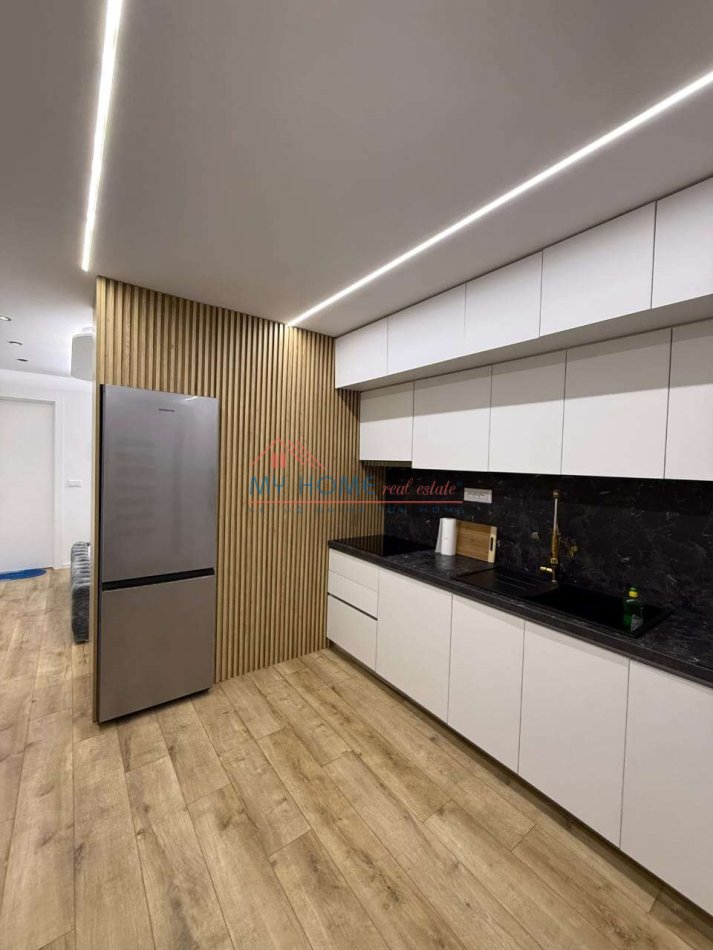Tirane, jepet me qera garsonier 1+1 Kati 1, 40 m² 570 € 