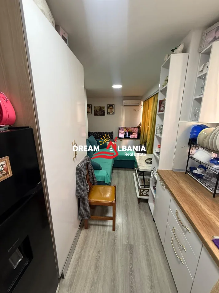 Tirane, shitet garsonier Studio Kati 2, 59.000 € (Selite, Prane Xhamise)