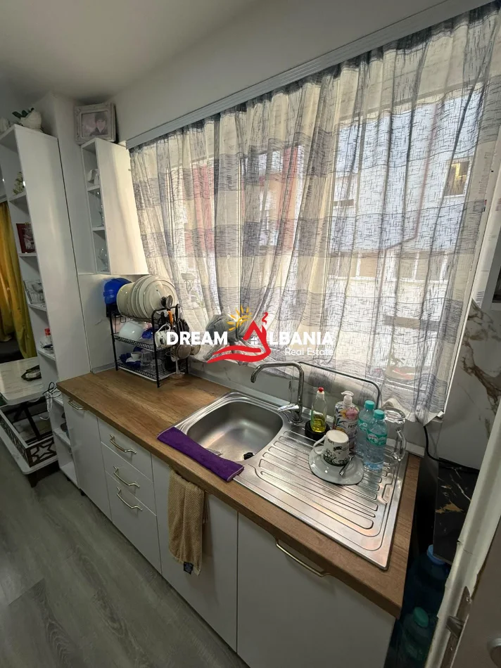 Tirane, shitet garsonier Studio Kati 2, 59.000 € (Selite, Prane Xhamise)