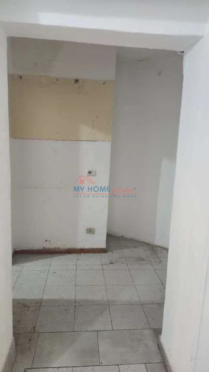 Tirane, shitet garsonier 1+1 Kati 2, 27 m² 73.000 € (Rruga e Elbasanit)