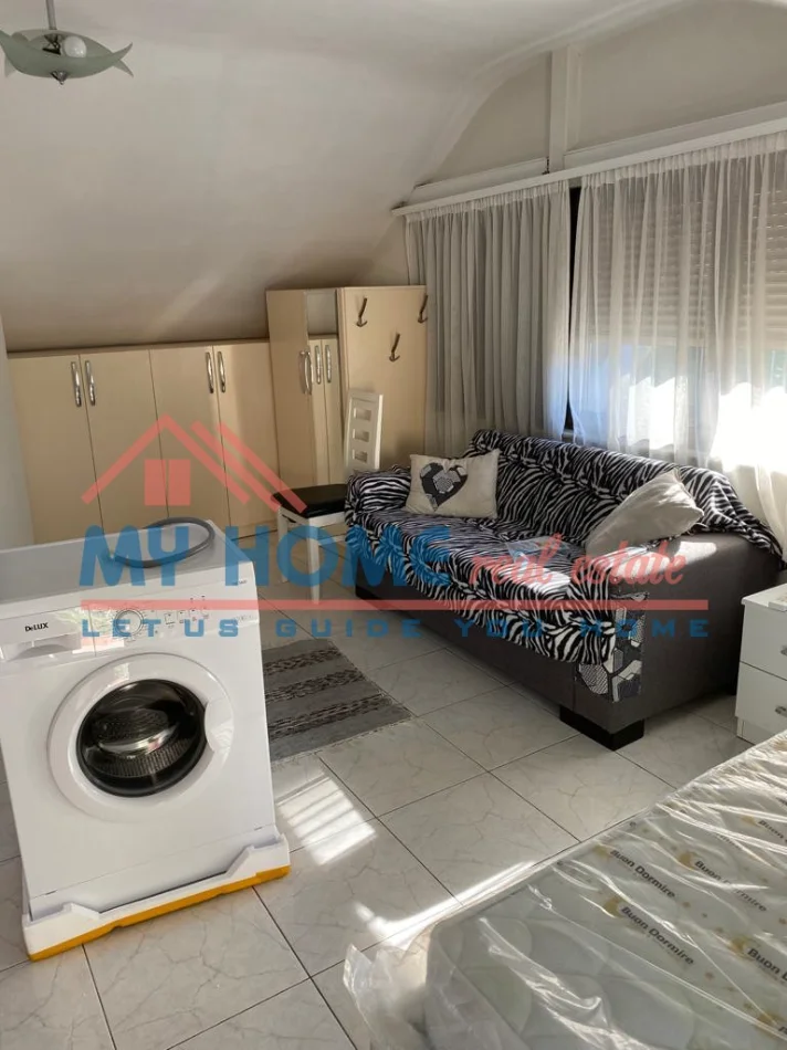 Tirane, jepet me qera garsonier 1+1+Ballkon Kati 3, 30 m² 390 € (Ambasador 3)