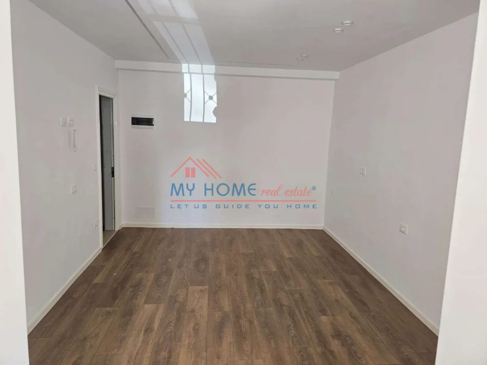 Tirane, shitet apartament 1+1+Aneks Kati 1, 60 m² 83.000 € (Rruga 4 Deshmoret)