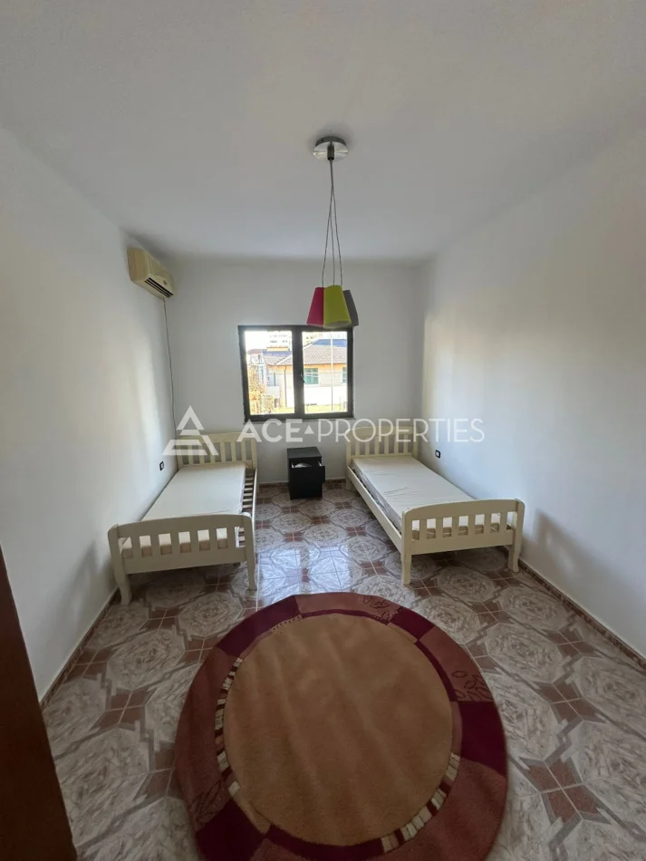 Durres, jepet me qera shtepi 3+1+Aneks+Ballkon Kati 2, 130 m² 450 € (Durres)