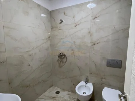 Tirane, shitet apartament 3+1+Ballkon Kati 3, 116 m² 210.000 € (Qera, Apartament 3+1+2, Rruga Xhanfize Keko, Ish Profarma, Tiranë. AREA50836)