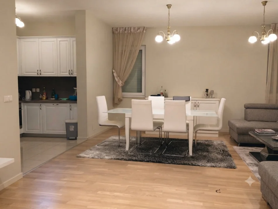Tirane, jepet me qera Vile , 3.500 € (Bërzhitë)