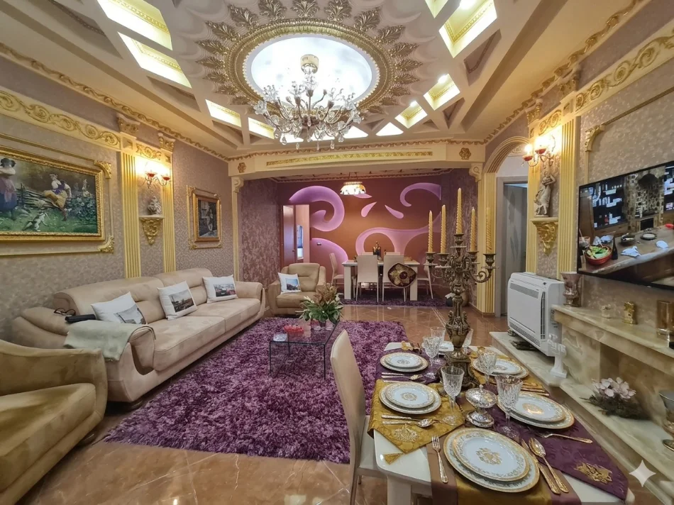 Tirane, shitet apartament 3+1+Ballkon Kati 2, 240.000 €