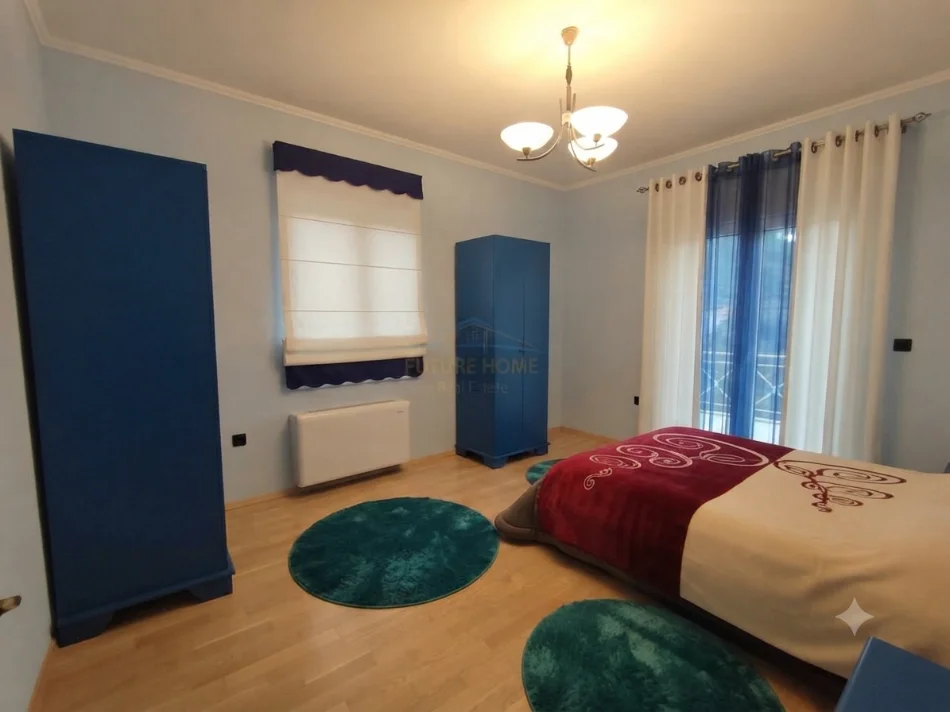 Tirane, jepet me qera Vile , 3.500 € (Bërzhitë)