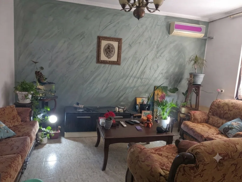 Tirane, shitet apartament 1+1 Kati 1, 57 m² 120.000 € (Ali Demi)