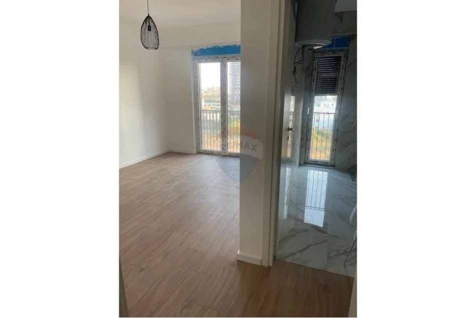 Tirane, jepet me qera apartament 3+1 Kati 3, 110 m² 550 € (Don Bosko, Gener 2)
