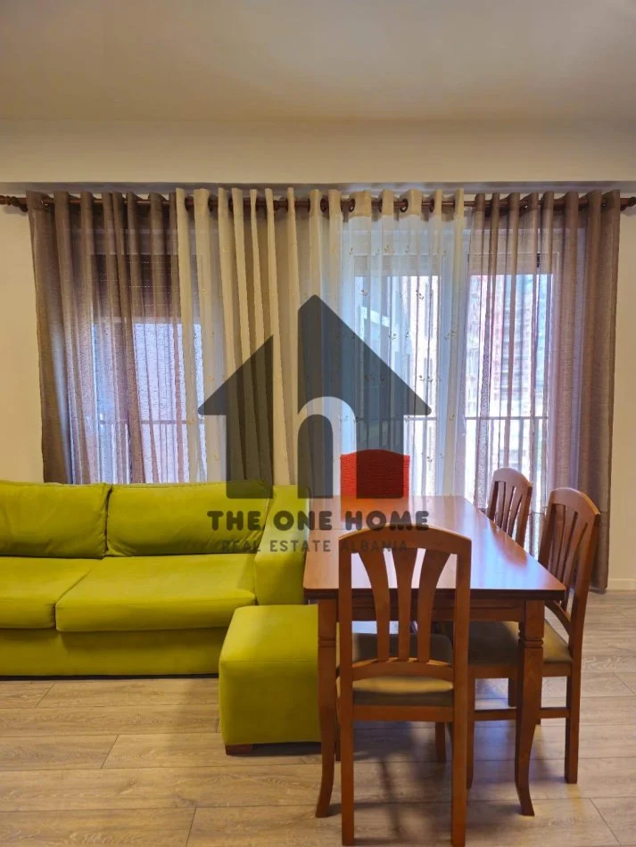 Tirane, jepet me qera apartament 1+1+Ballkon Kati 4, 70 m² 450 € (Rruga - Burgut)