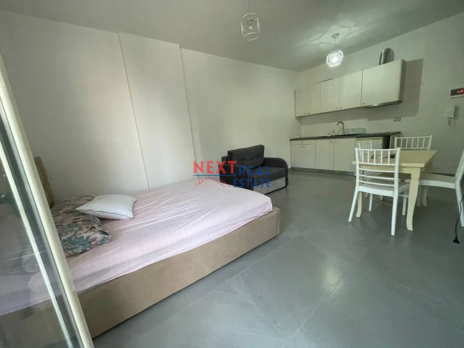 Vlore, shitet garsonier 1+1+Ballkon , 39 m² 85.000 € (LUNGOMARE)
