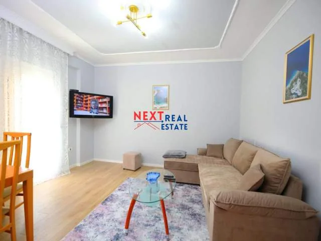 Vlore, jepet me qera apartament 1+1+BLK Kati 7, 72 m² 300 Euro (LUNGOMARE. VLORE)