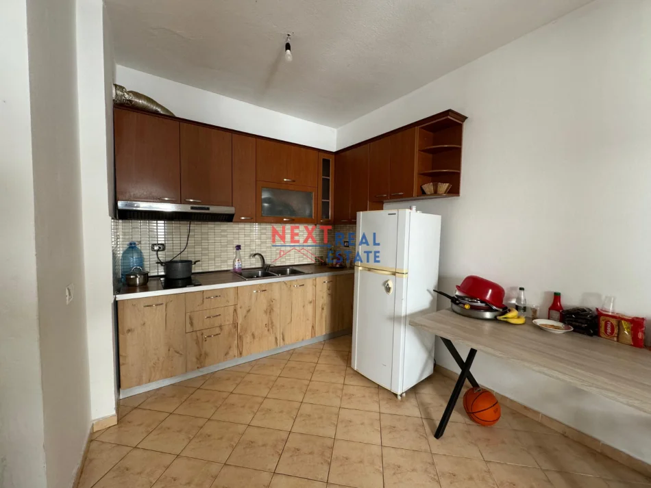 Vlore, shitet apartament 1+1+Ballkon , 65 m² 155.000 € (LUNGOMARE)