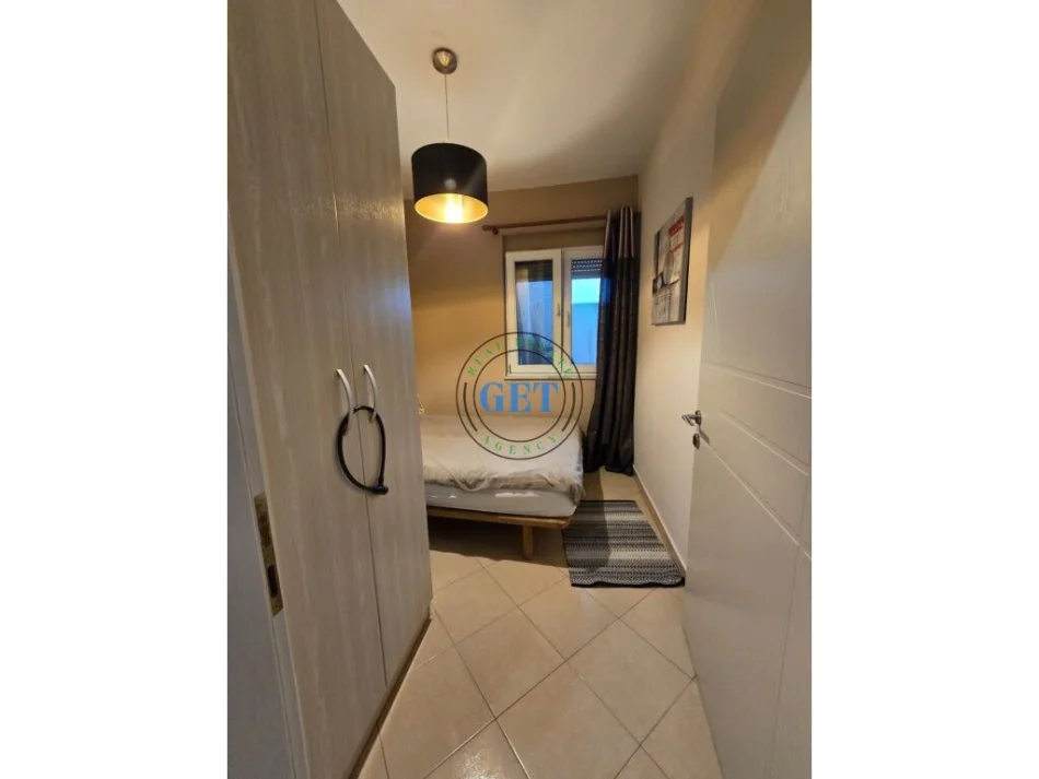 Durres, jepet me qera apartament 2+1 Kati 2, 80 m² 350 € (golem)