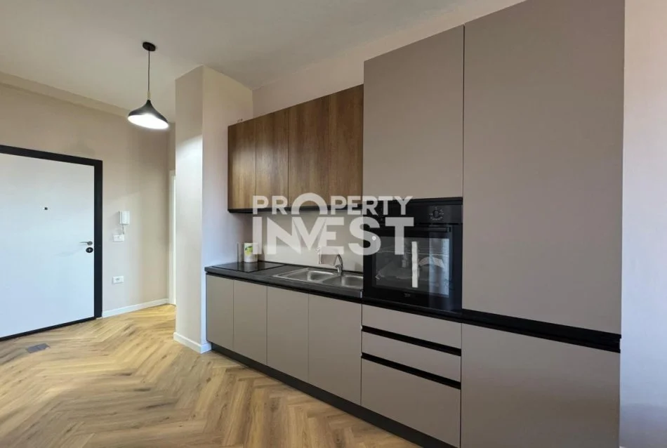 Tirane, jepet me qera apartament 1+1 Kati 5, 70 m² 500 € (Rruga e kavajes)