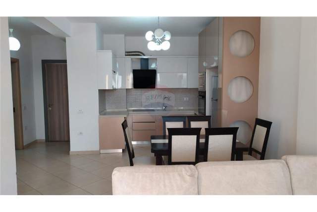 Tirane, shitet apartament 2+1+BLK Kati 4, 94 m² 105.000 Euro