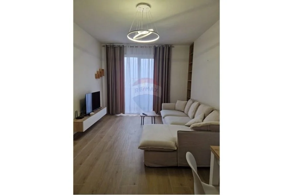 Tirane, shitet apartament 1+1+Aneks+Ballkon Kati 4, 70 m² 124.900 € (Tirana Golden Park)