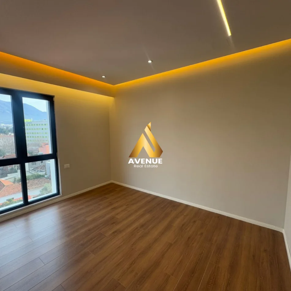 Tirane, jepet me qera apartament Kati 5, 100 m² 600 € (rruga e dibres)